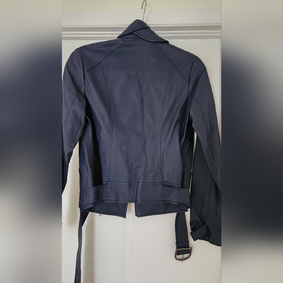 Fantastic Beasts: The Crimes of Grindelwald Tina Girls Faux Leather Jacket - Picture 2 of 4